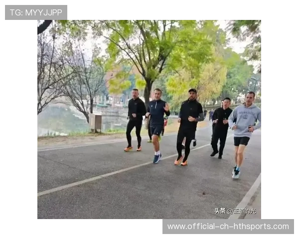 成都教师招聘考生跑步入场，媒体详解原因