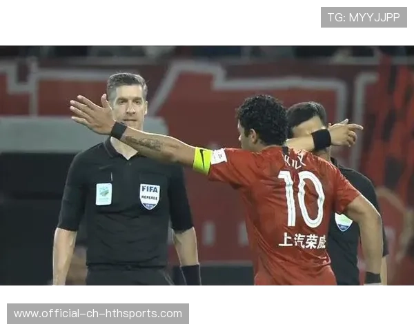 球员意外伤停 俱乐部启动替补应急方案,球员替补是指允许一名球员退场 球员意外伤停 俱乐部启动替补应急方案,球员替补是指允许一名球员退场