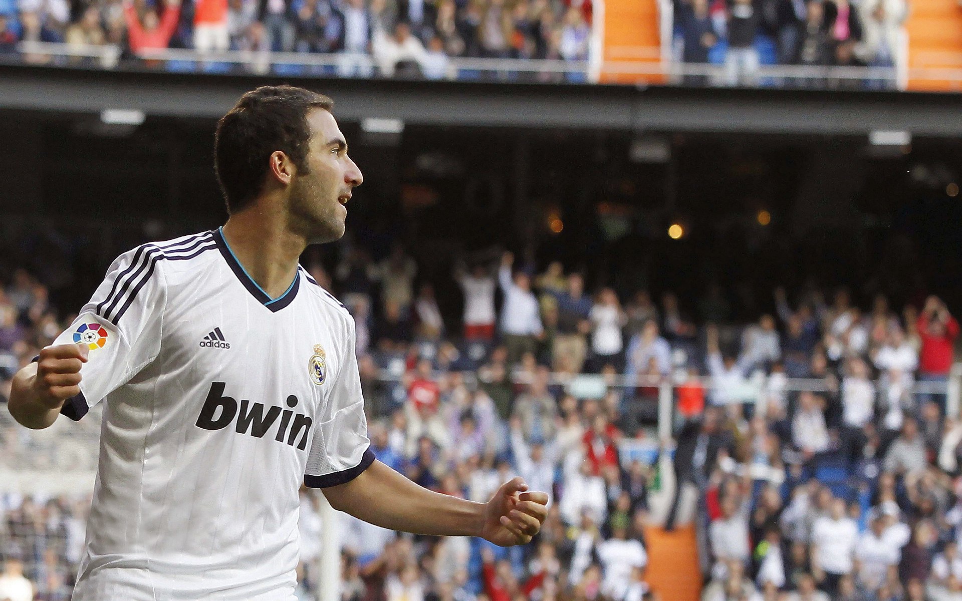 华体会体育备用网站-中超球迷助威现场气氛火爆，中超助攻榜2020